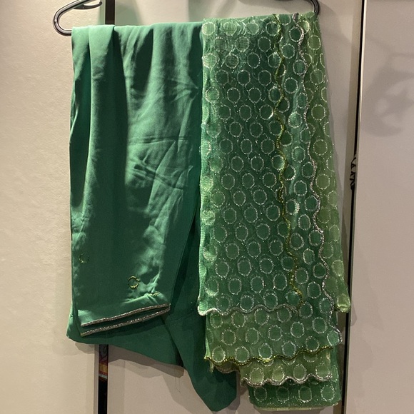 Occasionally wear panjabi shalwar suit, - Picture 2 of 2